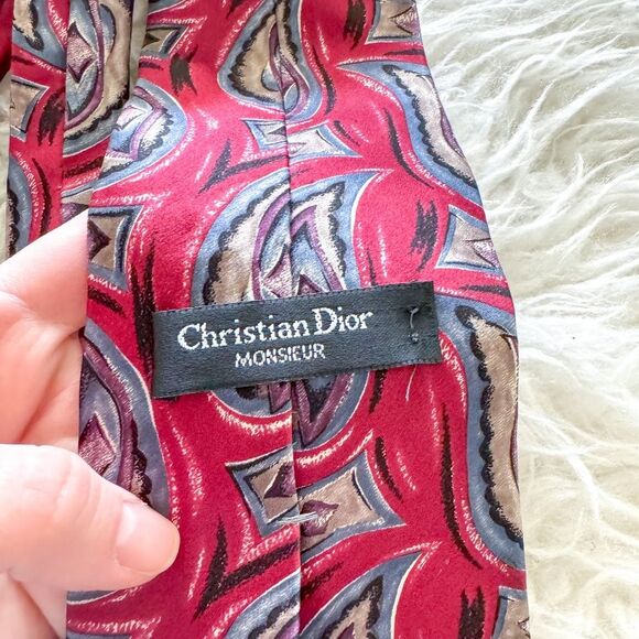 Vintage Christian Dior Monsieur 100% Silk Tie - Red Paisley Pattern - Picture 2 of 7